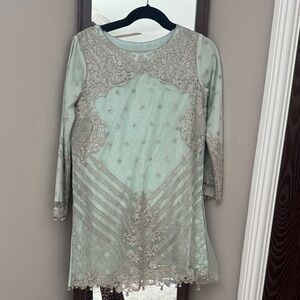 Chic Embroidered Women's Blouse in Mint